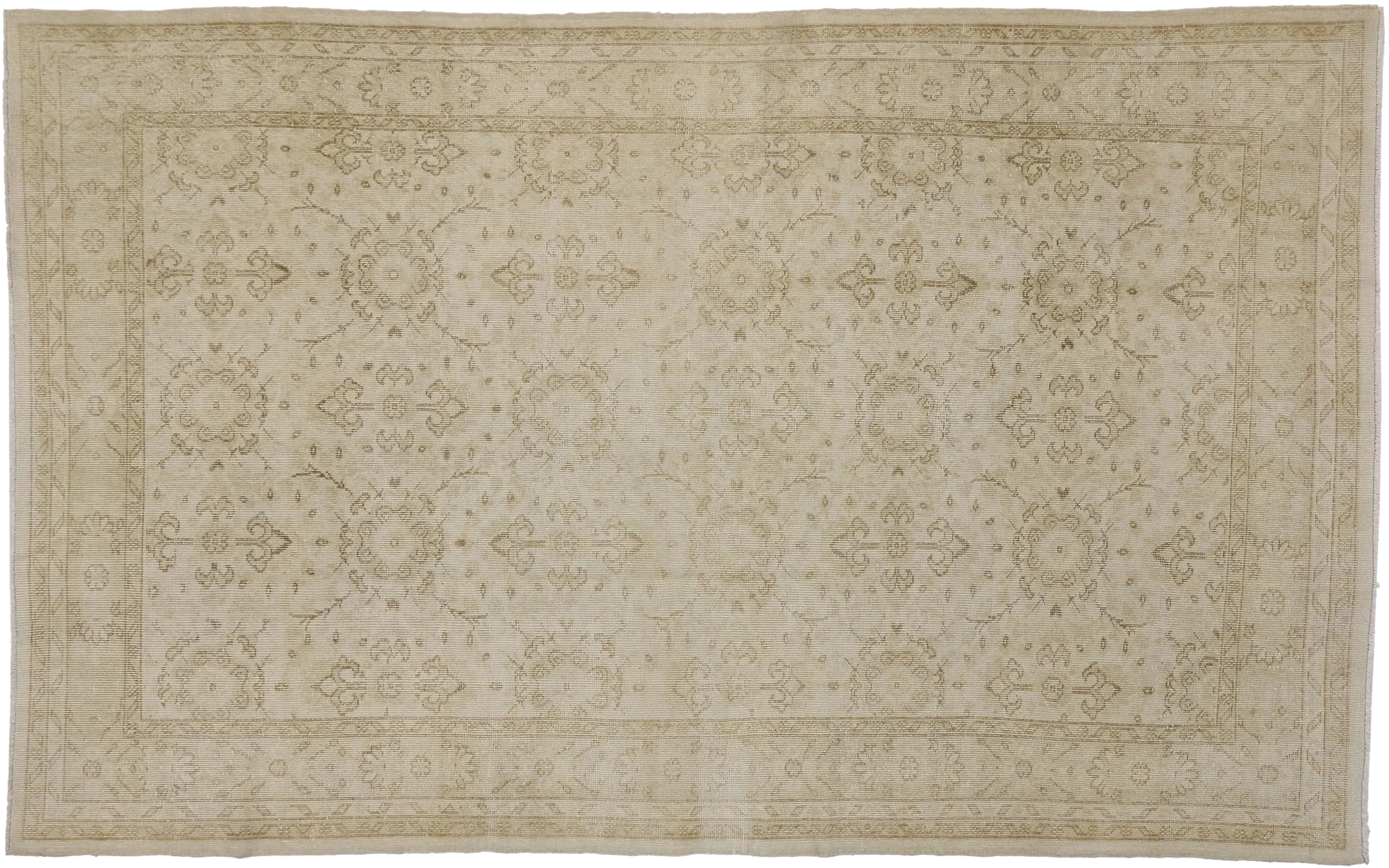 6'01" X 9'10" Vintage Sivas Rug