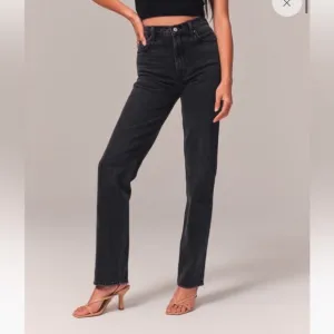 Abercrombie &amp; Fitch 90s Straight Ultra High Rise Jeans Black Denim Size 10 SHORT