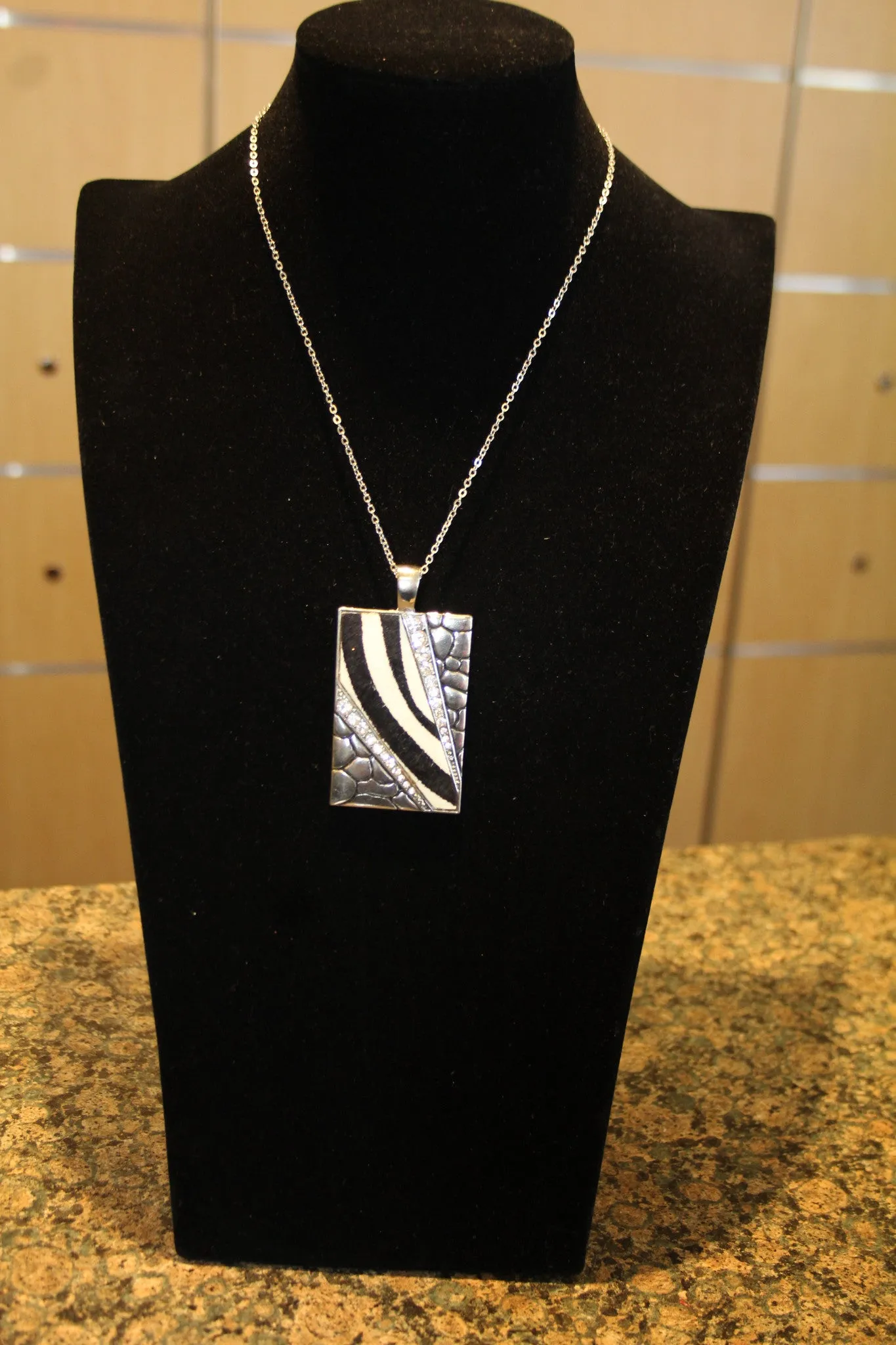 ADO | Zebra Pendant