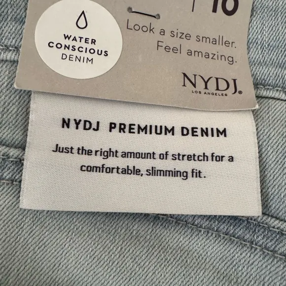 BOGO 🌷NYDJ Women's Boyfriend Light Blue Jeans, NWT
