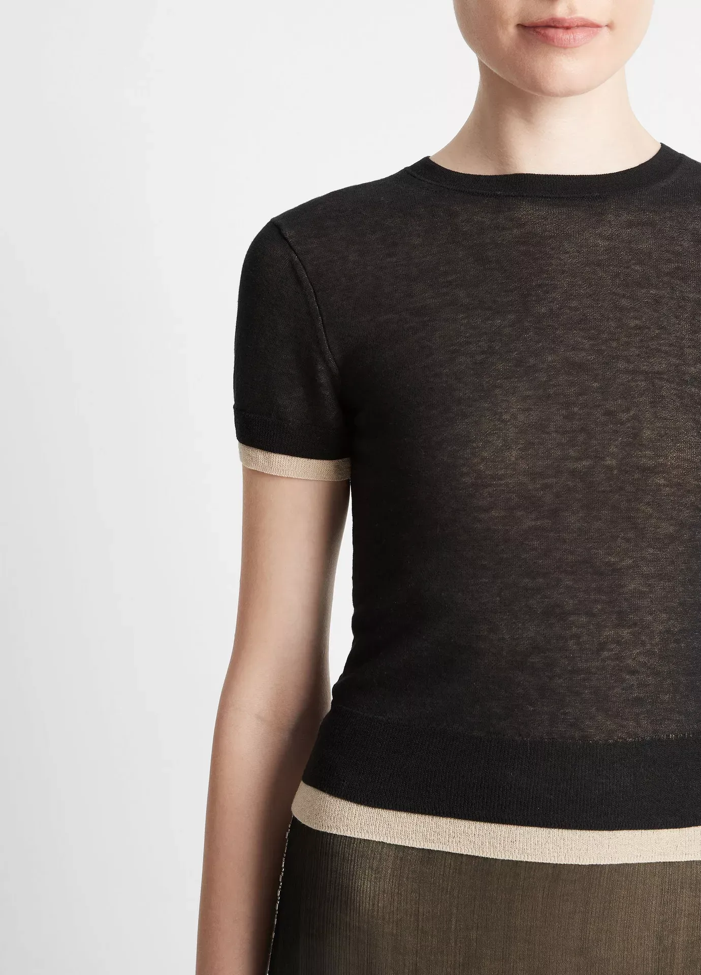 DOUBLE LAYER KNIT T-SHIRT IN BLACK
