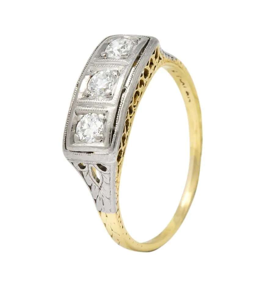 Edwardian 0.30 CTW Diamond Platinum-Topped 14 Karat Gold Ring