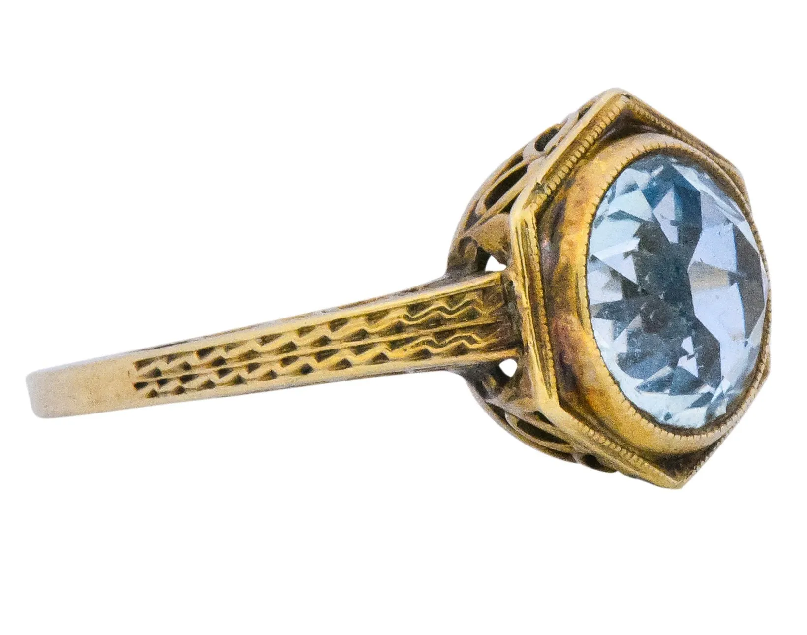 Edwardian 2.50 CTW Aquamarine 14 Karat Gold Ring