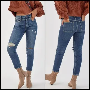 EUC Anthropologie Pilcro Ultra High Rise Slim Straight Jeans