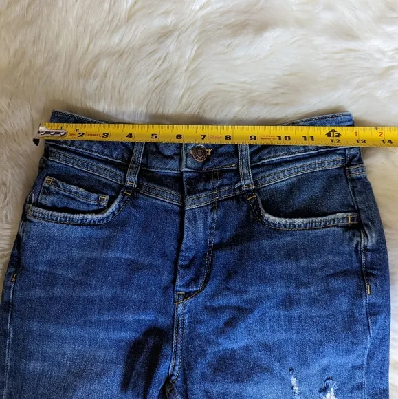 EUC Anthropologie Pilcro Ultra High Rise Slim Straight Jeans