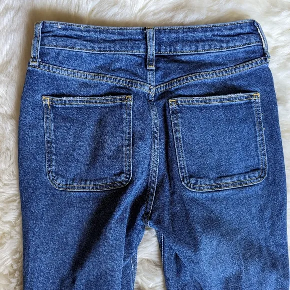 EUC Anthropologie Pilcro Ultra High Rise Slim Straight Jeans