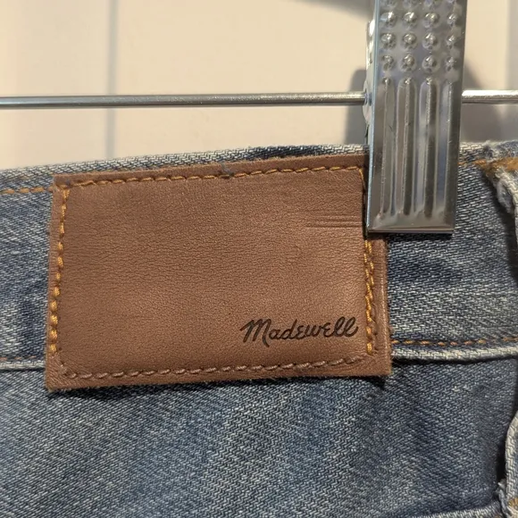 Madewell - Distressed Vintage Perfect Jean - Size 32