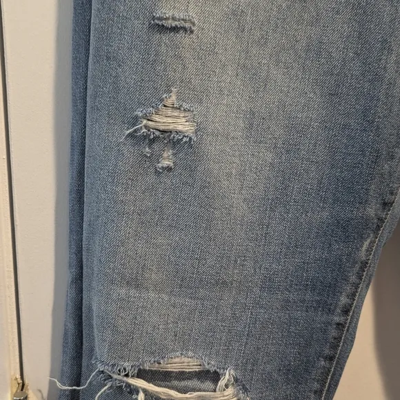 Madewell - Distressed Vintage Perfect Jean - Size 32