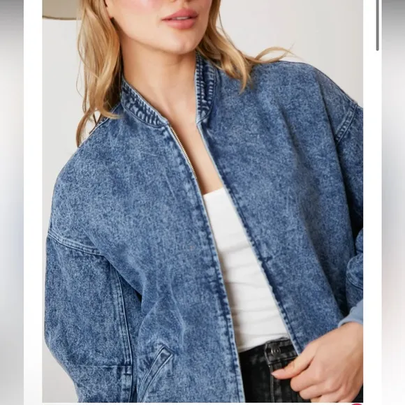 New Fantastic Fawn Denim Bomber Jacket with Pockets Size Small