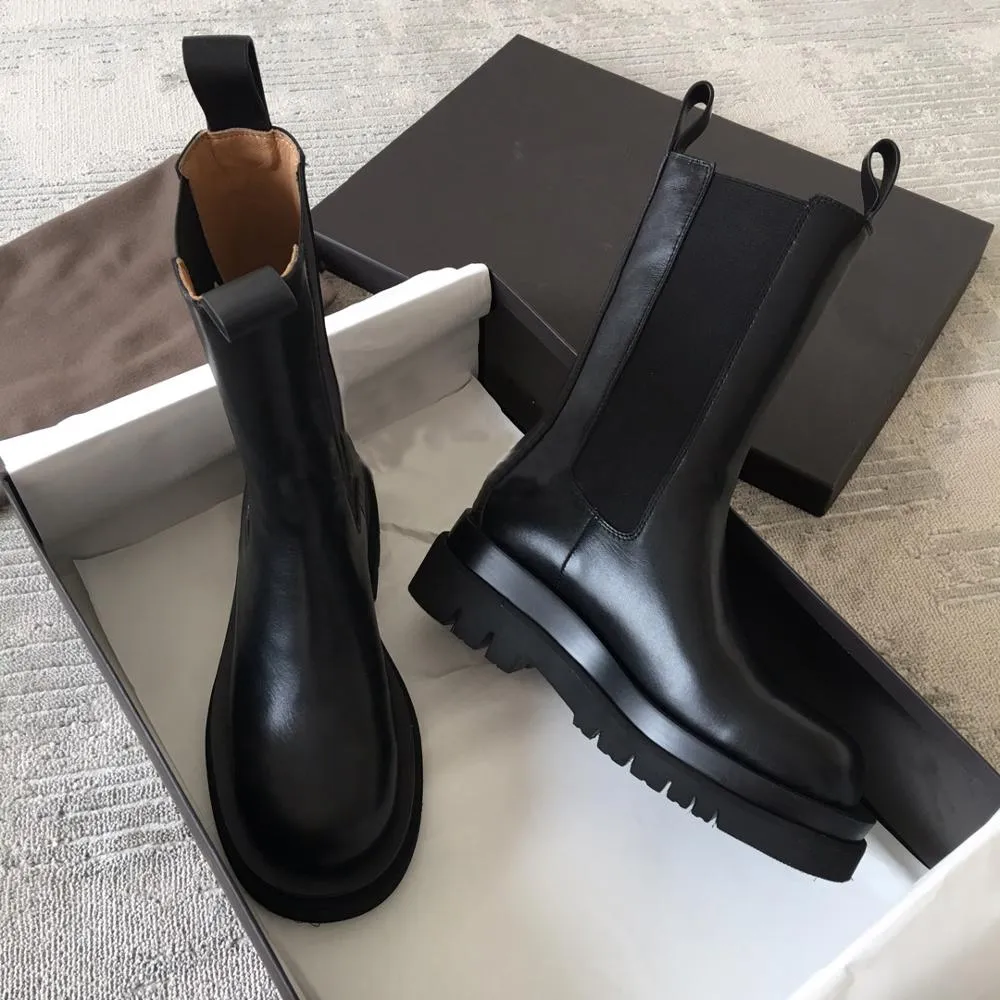 New Winter Boots Ladies Black Boots Chelsea Boots Women Slip on Bota Feminina Platfrom Botas Mujer Short Boots Gladiator Boots
