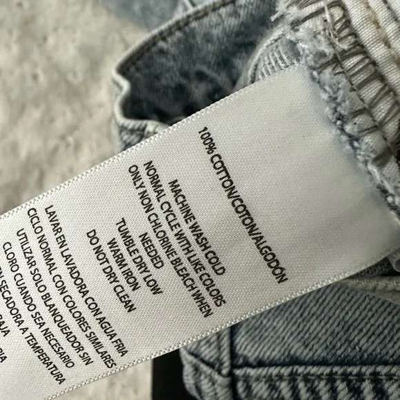 NWT- Calvin Klein Jeans Denim High-Rise Cargo Midi Skirt