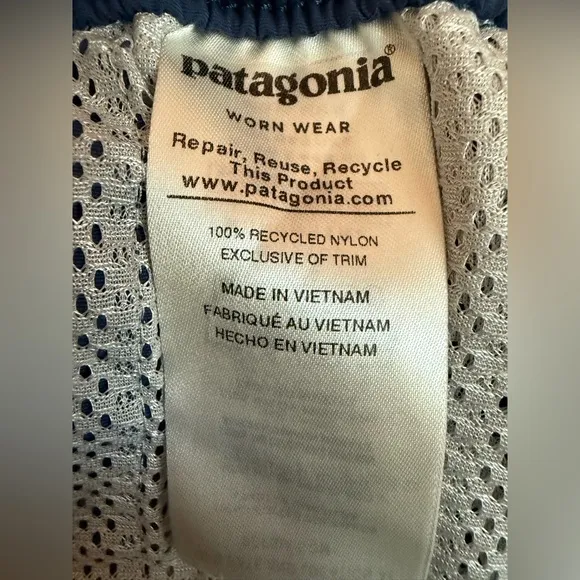 PATAGONIA BARELY BAGGIES SHORTS NAVY SHORTS M