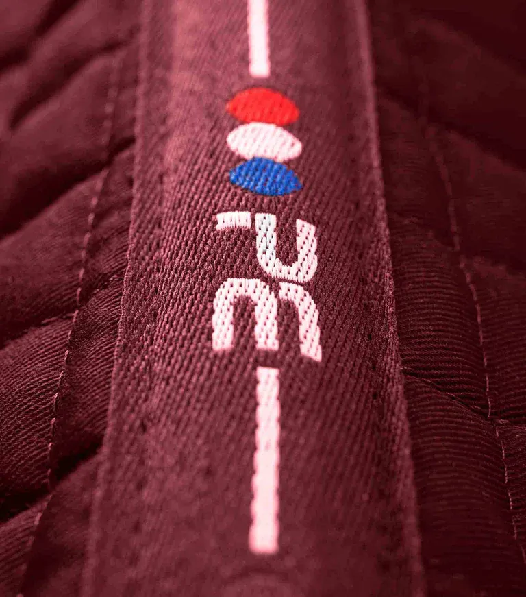 PEI Close Contact GP/Jump Pad (Burgundy)