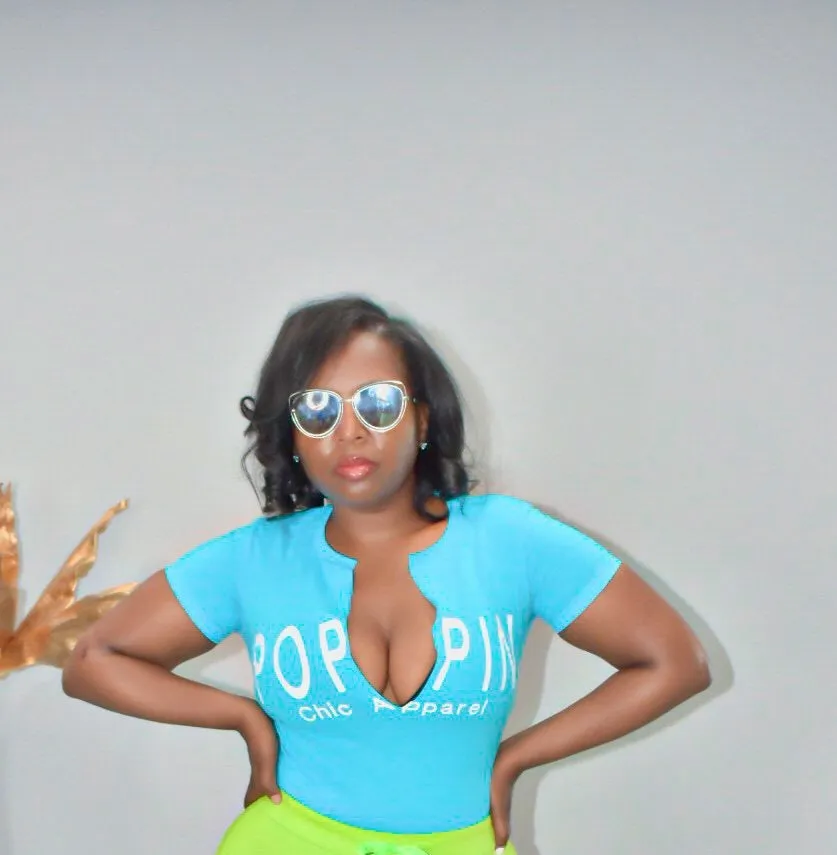 POPPIN Chic Apparel Tee