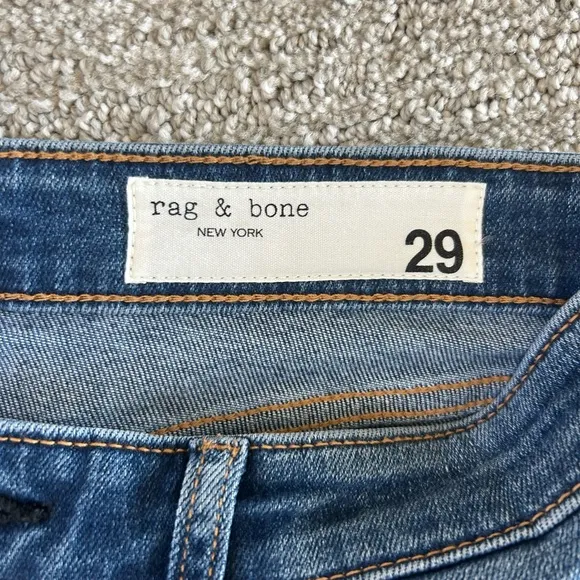 RAG &amp; BONE CATE mid-rise ankle in great condition. Waist 29 Cute casual Jeans.