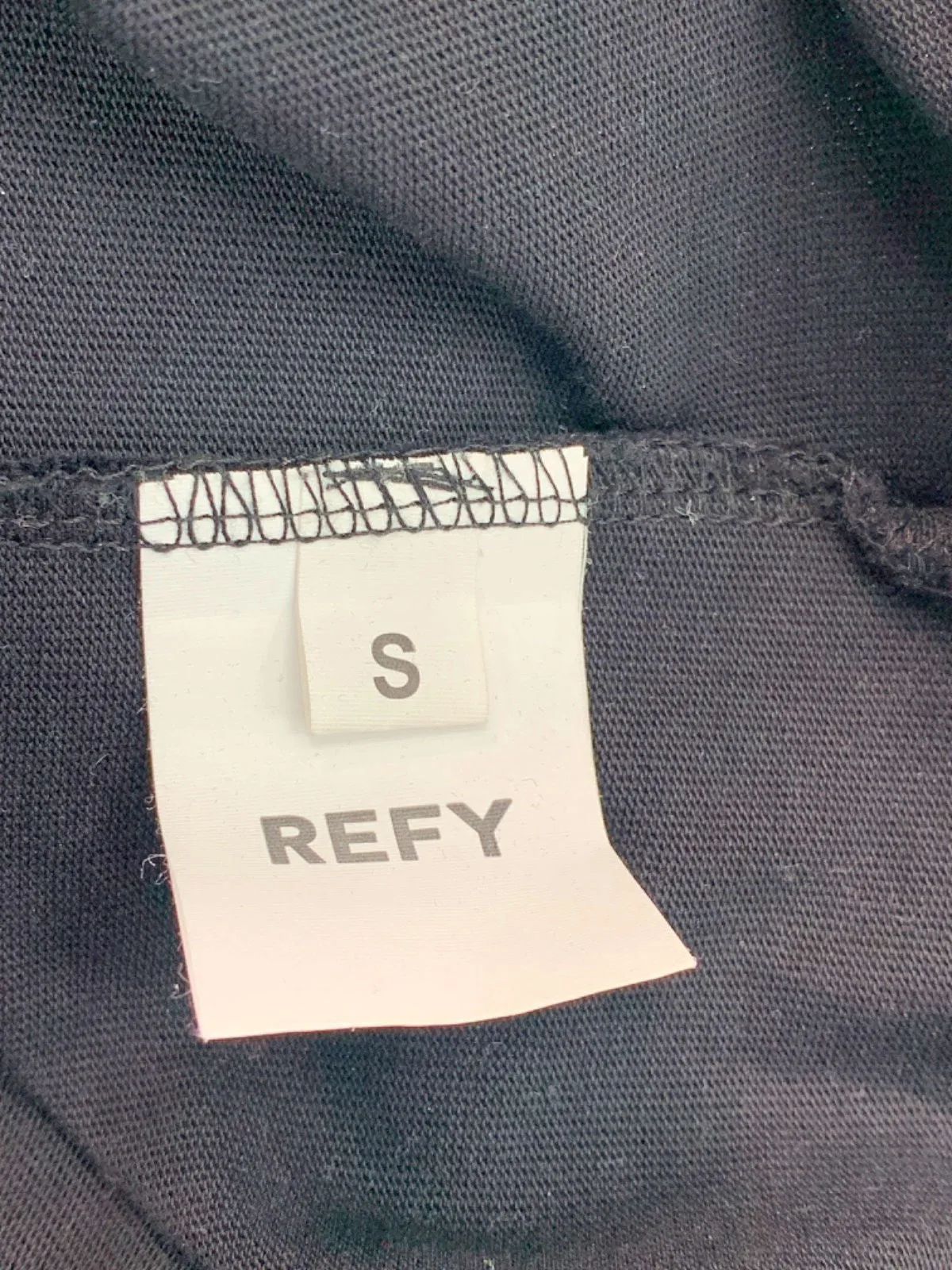 Refy Black T-Shirt Size S