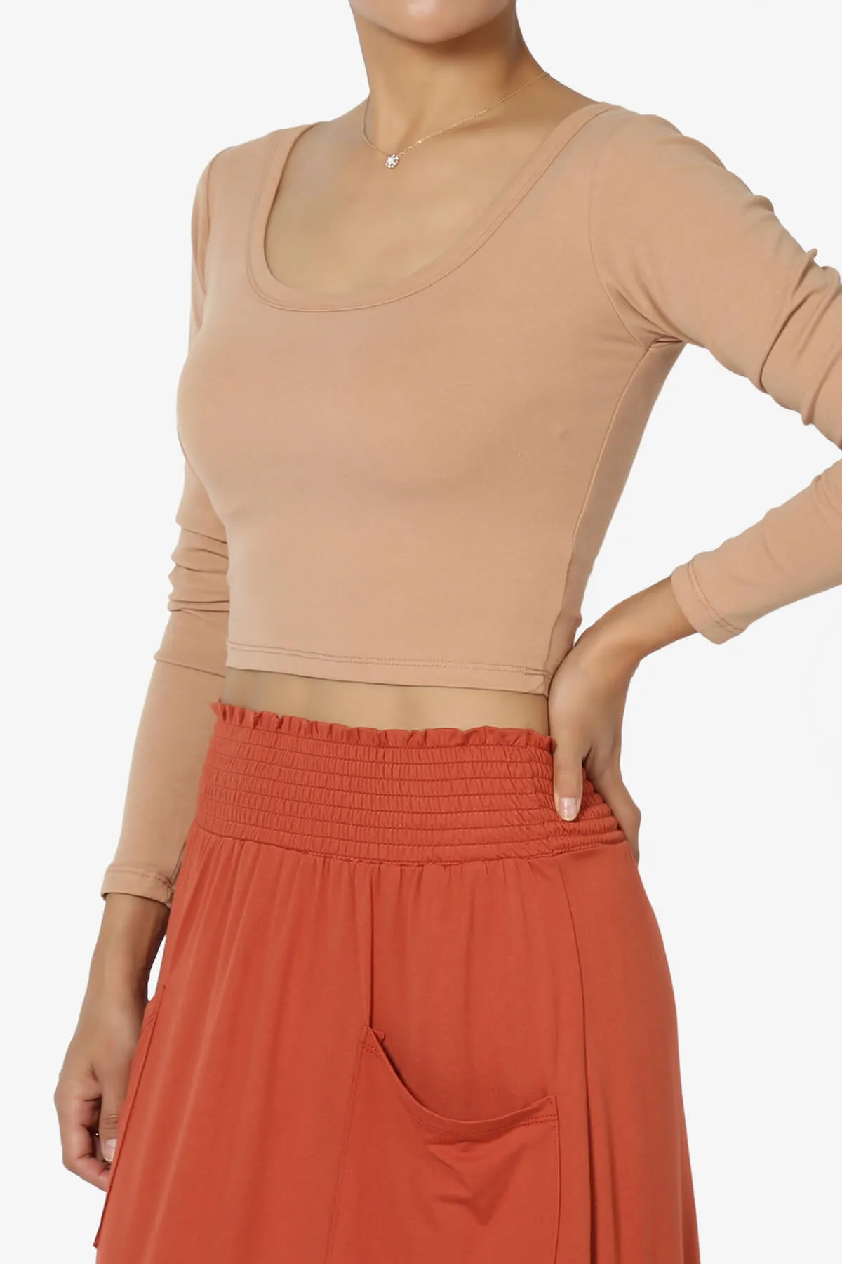 Solly Scoop Neck Long Sleeve Crop T-Shirt
