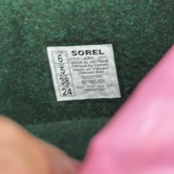 Sorel | FLURRY™ YOUTH BOOT in Blooming Pink/ Chrome Grey Size 6