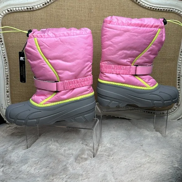 Sorel | FLURRY™ YOUTH BOOT in Blooming Pink/ Chrome Grey Size 6