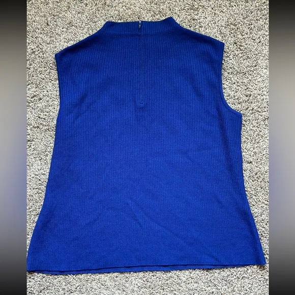 St. John Women's Blue Knit High Neck Sleeveless Top Size Large