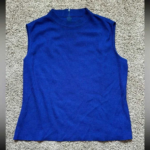 St. John Women's Blue Knit High Neck Sleeveless Top Size Large