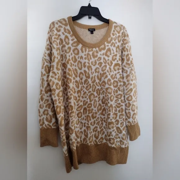 Torrid animal print sweater size 2