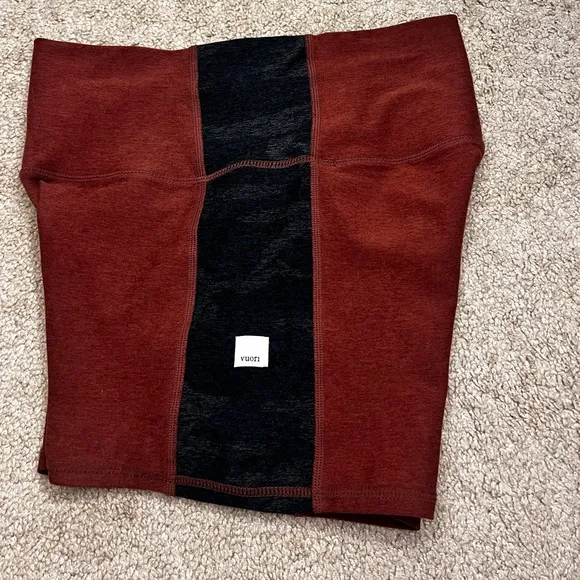 VUORI Aspire Elevation Shorty | Cedar Heather High-Waisted Shorts Size Small