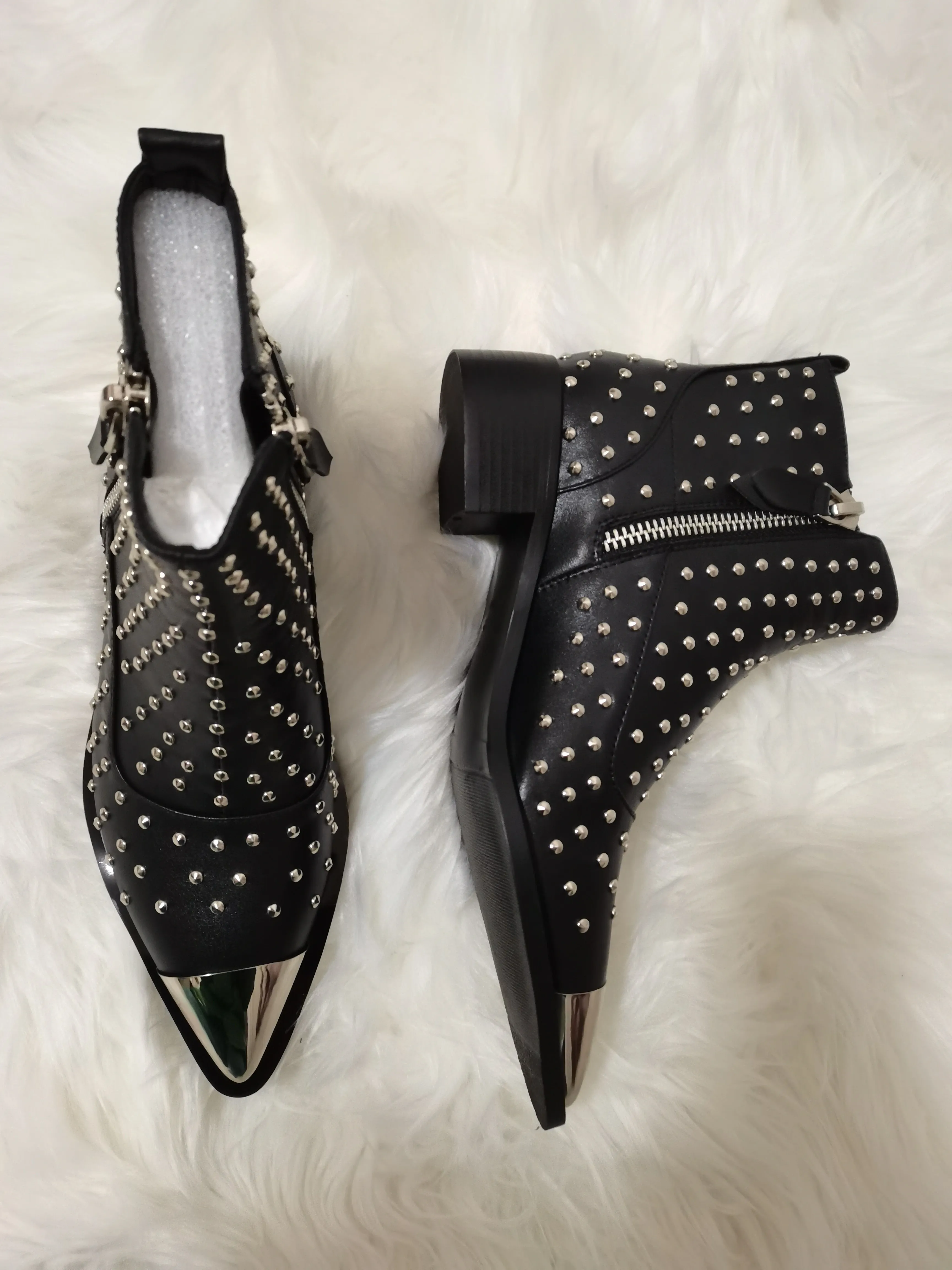 Women Genuine Leather Zipper Rivets Punk Ankle Boots