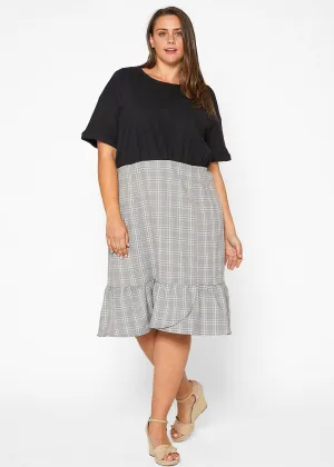 Women's Plus Size Glen Plaid Mermaid Dress in Black